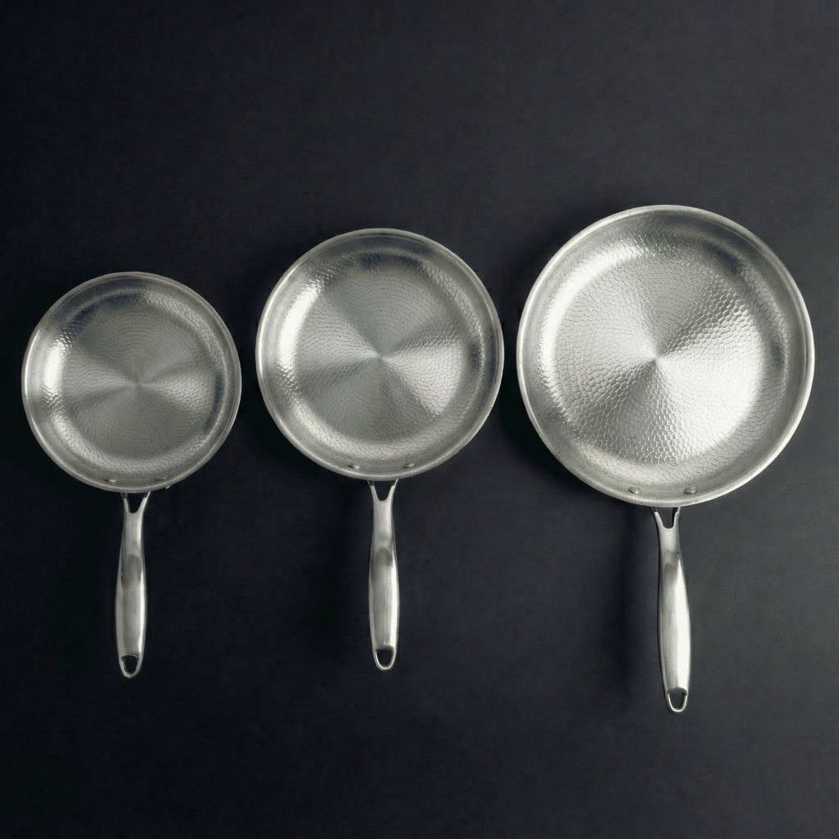 Hand-Hammered Titanium Pan – 3-Piece Set