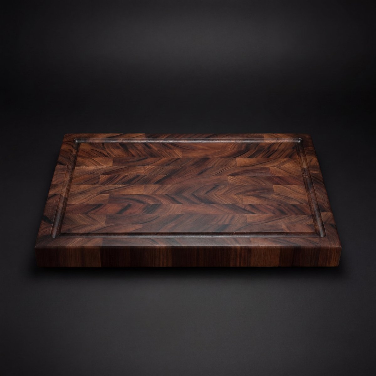 Solid Walnut Cutting Board – PFAS-Free