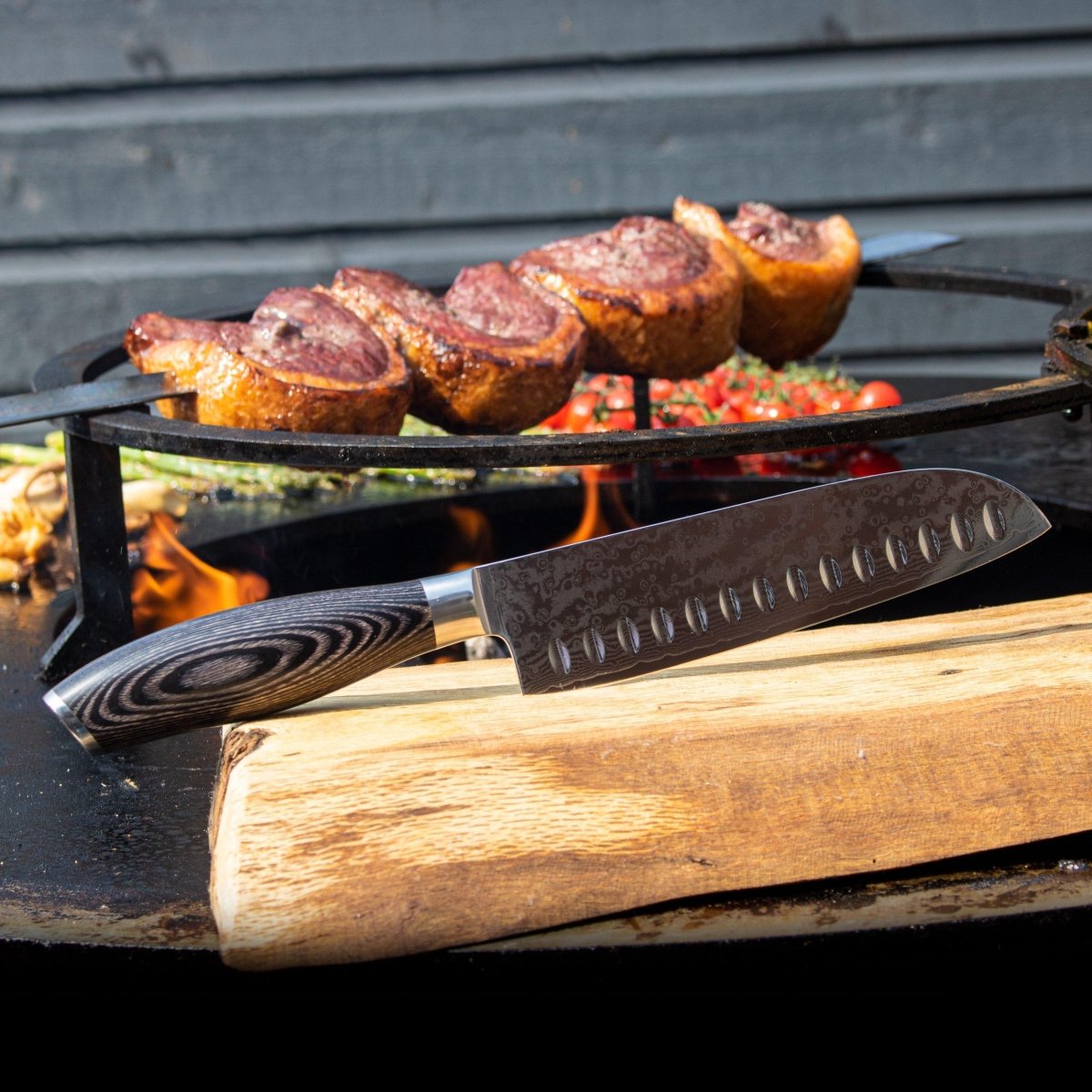 Japanese Santoku Knife – 7.1 inch (18 cm) Versatile Blade